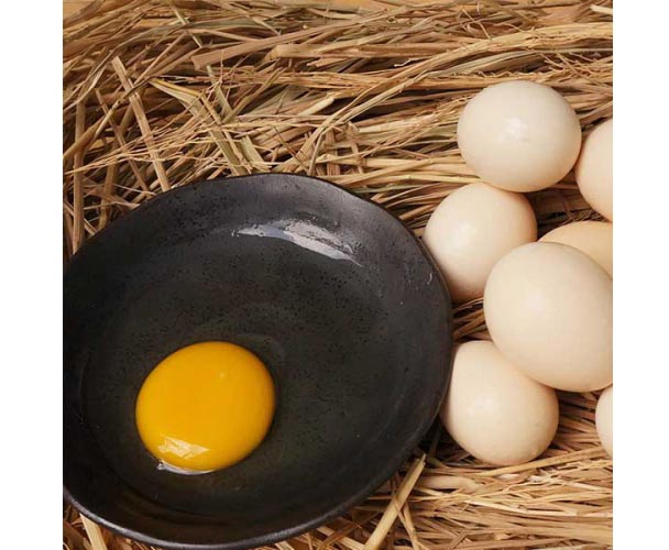 Trứng gà so là gì? Ăn có tốt hơn trứng gà thường không?