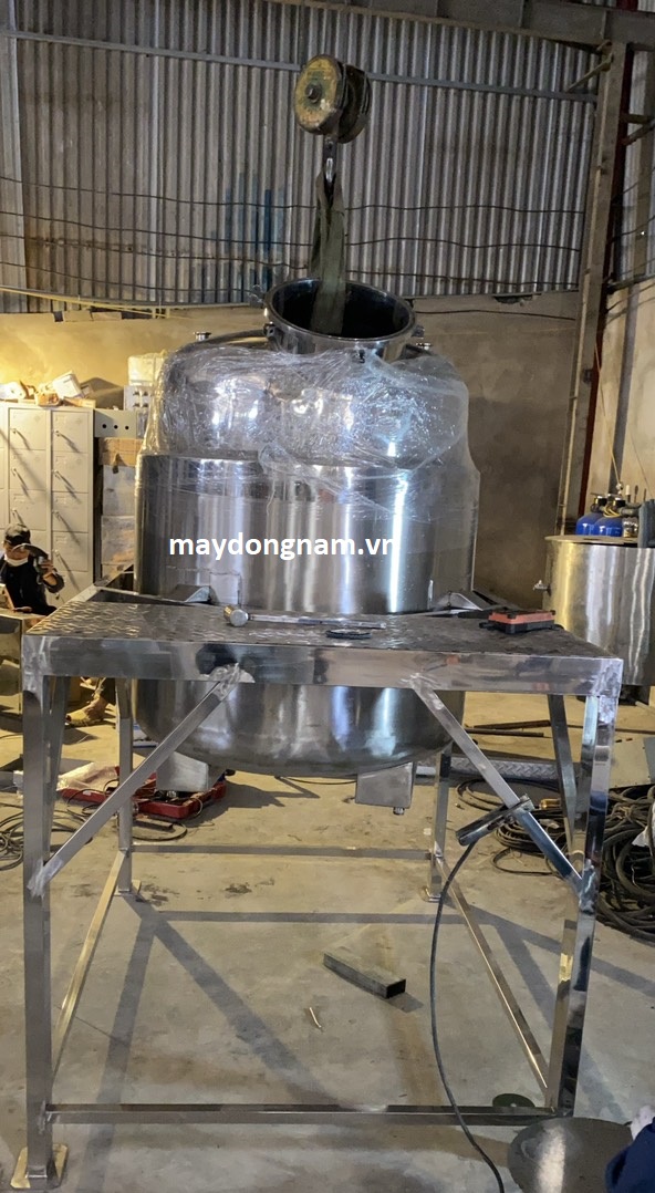 Hình ảnh máy nhũ hóa chân không Đông Nam
